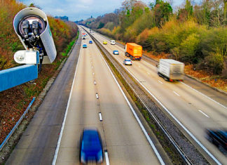 Proiect de lege: înregistrare automată prin video a abaterilor din trafic și amendă în plin acasă