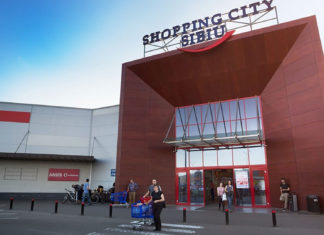 O angajată a fost găsită moartă în baia unui magazin din Shopping City Sibiu