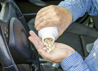 Șofer drogat prins de polițiști în Dumbrăveni