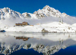 Zăpadă de jumătate de metru la Bâlea Lac