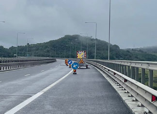 CNAIR anunţă lucrări de reparaţie temporară pe Autostrada Sibiu – Deva, la groapa apărută la Sălişte, unde mai multe mașini au fost avariate