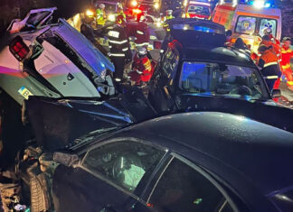 Accident cu trei persoane decedate la Hula Bradului în Sibiu. Un șofer din Gorj a încercat să depășească o autoutilitară și a pierdut controlul volanului