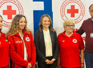 Azi a avut loc la Mediaș conferința de presă pentru lansarea proiectului „Prim ajutor în școli” la nivelul județului nostru