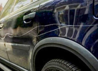 Un timișorean a zgâriat 22 de mașini pe o stradă din Sibiu supărat că autoturismele erau parcate pe trotuar și încurcau pietonii